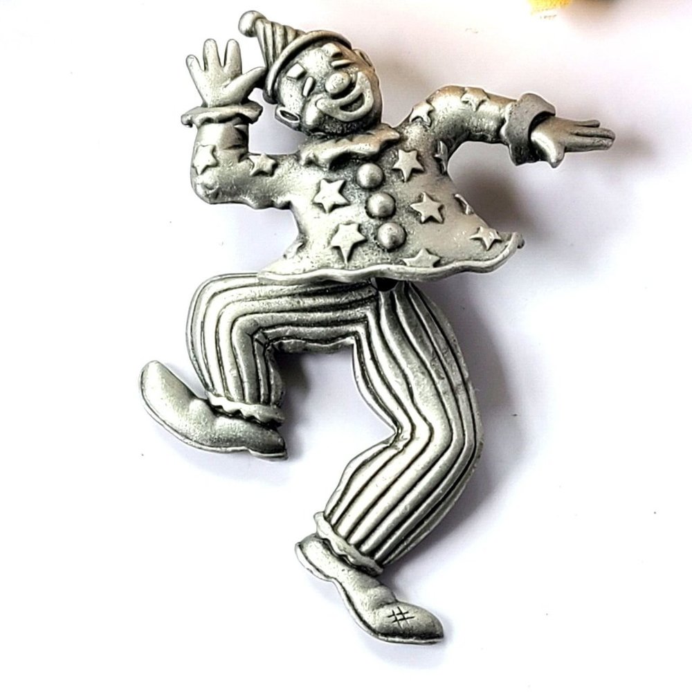 Retired Jonette Jewelry Co Motion Clown Brooch Silver-Toned  Signed JJ Designer